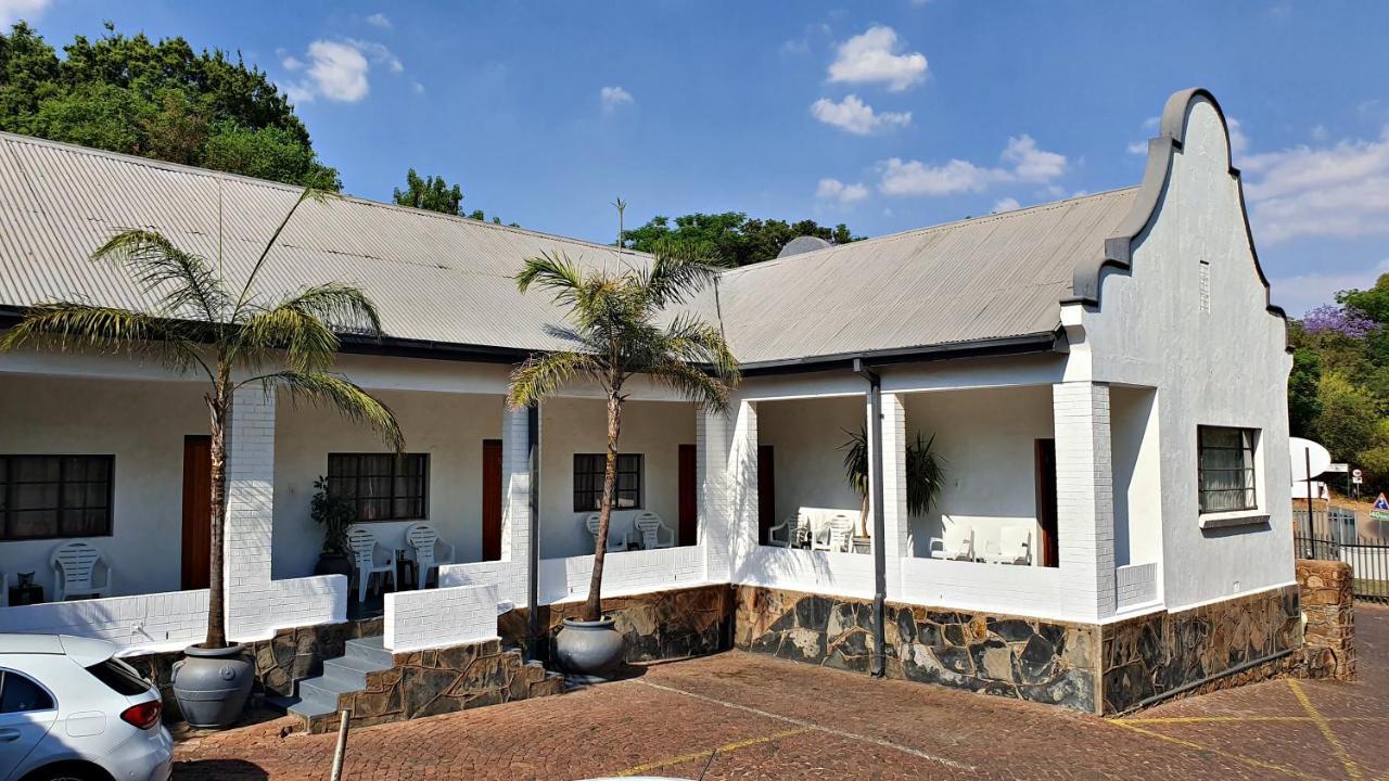 Lake Motel Hartbeespoort Buitenkant foto